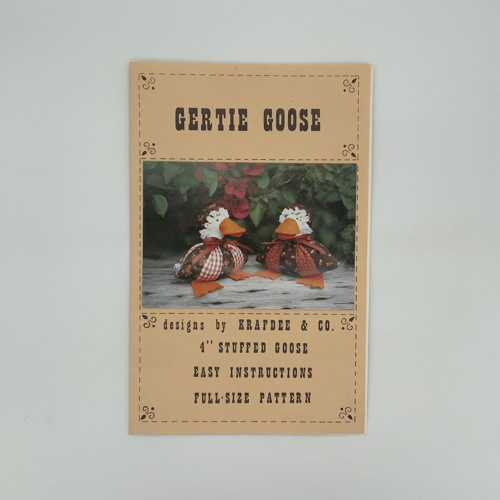 Gertie Goose - Krafdee & Co. - Vintage Uncut Stuffed Animal Pattern